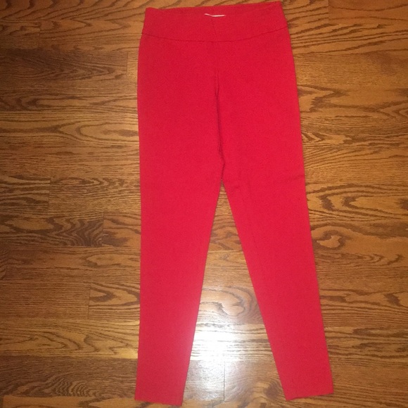 No boundaries size 3 to 5 in juniors!  Bright red - Picture 2 of 8